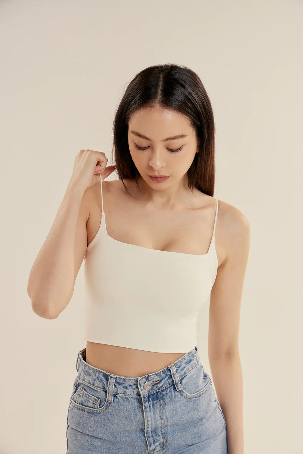 ESSENTIAL SEAMLESS BRA TOP