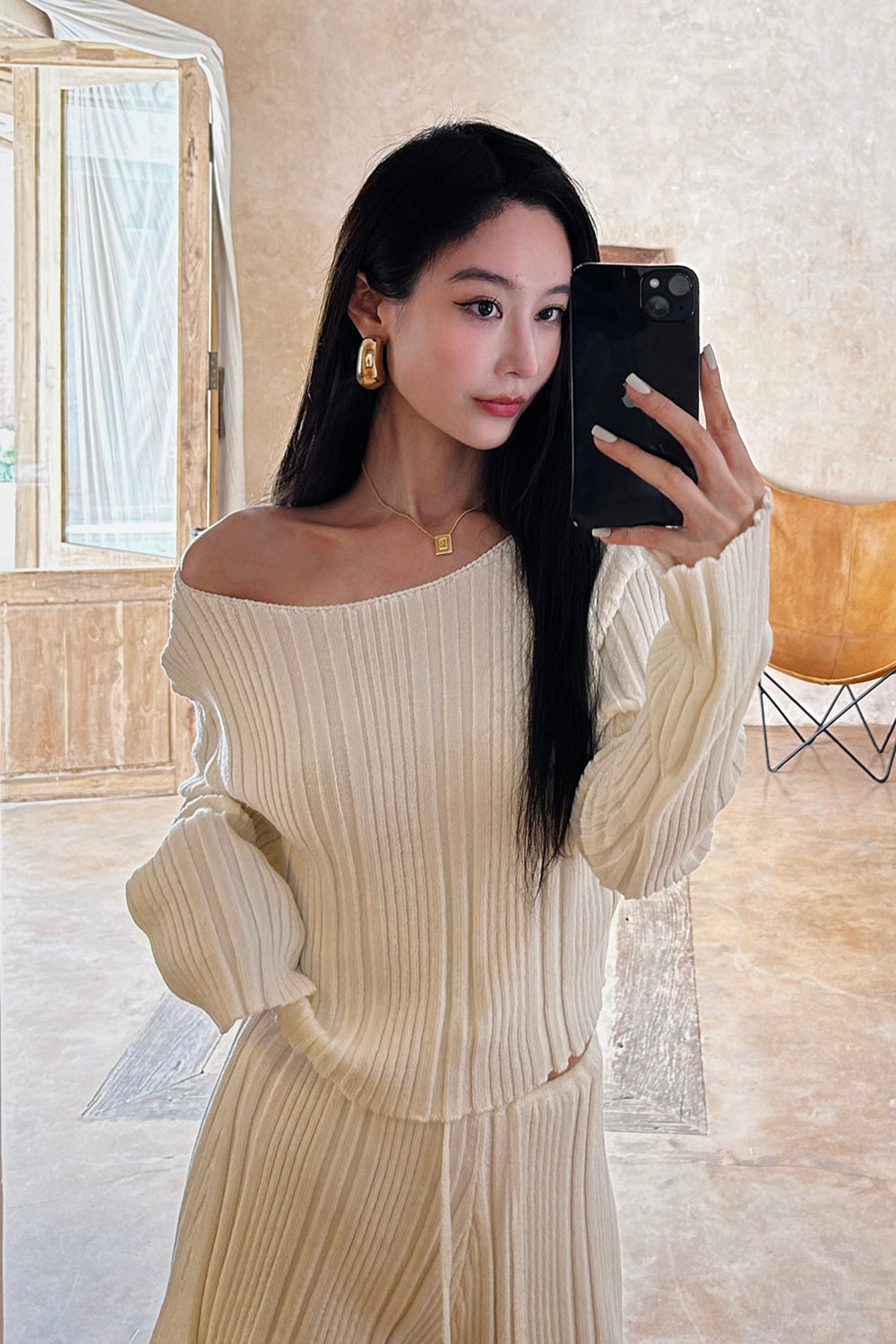 WIDE RIBBED KNIT LONG SLEEVE TOP