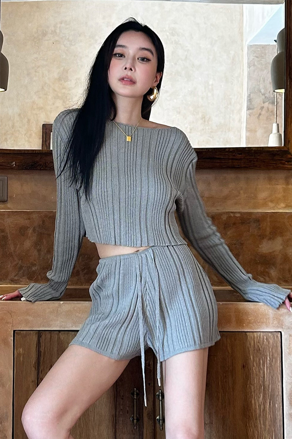 WIDE RIBBED KNIT LONG SLEEVE TOP