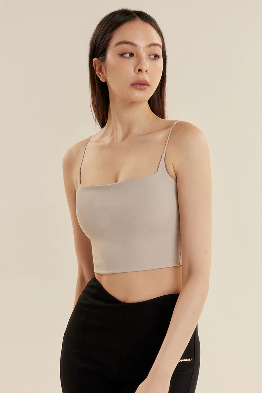 ESSENTIAL SEAMLESS BRA TOP