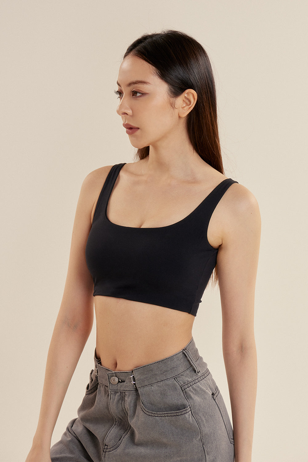 ESSENTIAL SQUARE NECK BRA TOP