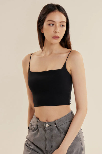 ESSENTIAL SEAMLESS BRA TOP