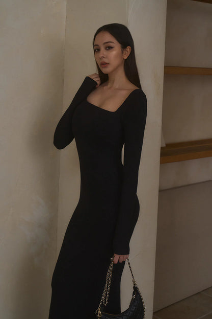 ELEGANT RIB-KNIT LONG SLEEVE MAXI BRA DRESS