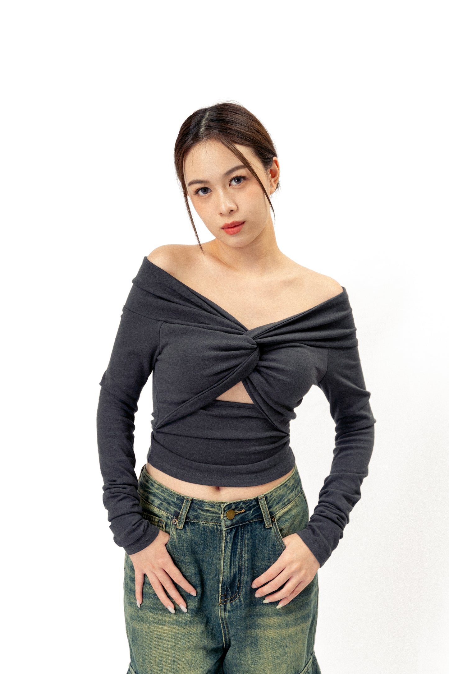 FRONT KNOT LONG SLEEVE TOP