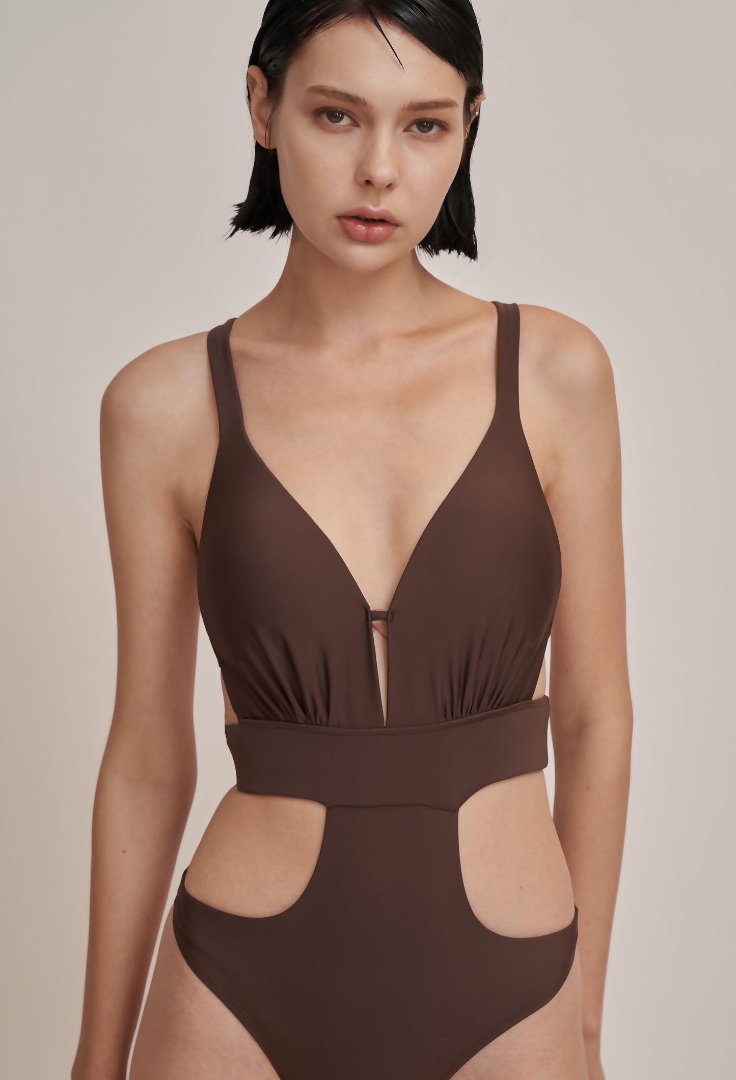 MUMM X VODA SWIM CUT-OUT SWIMSUIT