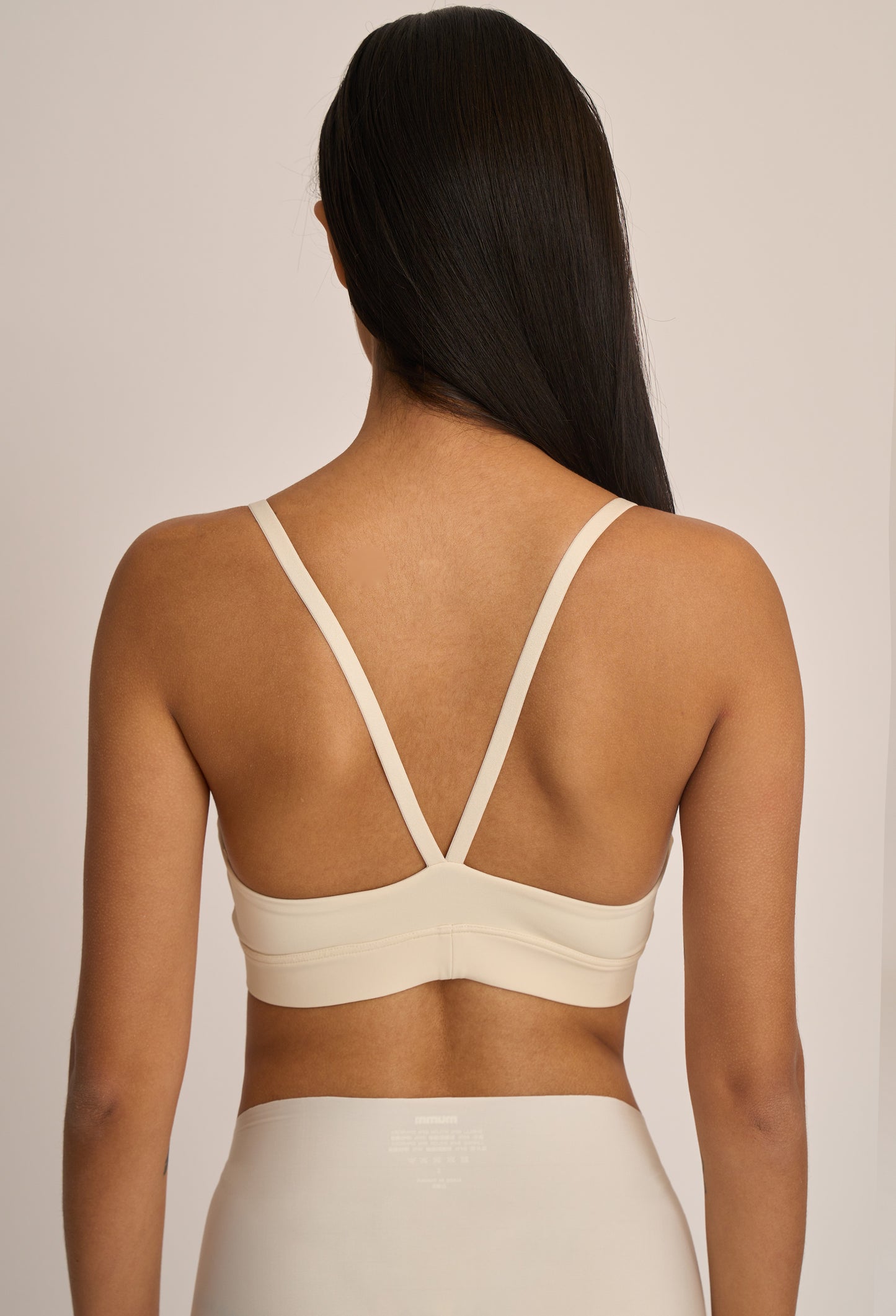 AIRY FRONT KNOT BRA TOP