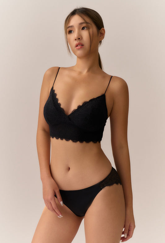 MUMM X LOVE LYNN LACE V-NECK BRALETTE