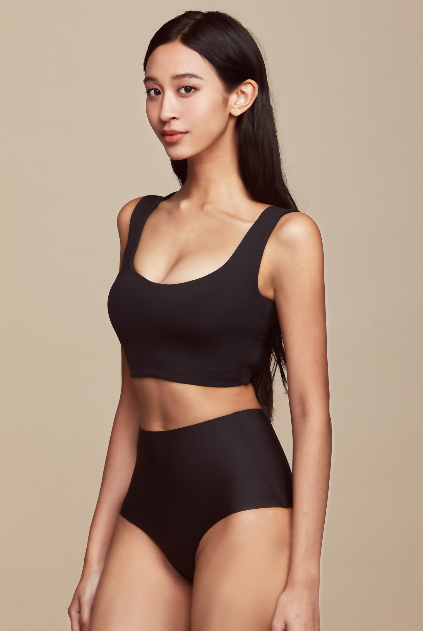 AIRY BACK LINE BRA TOP