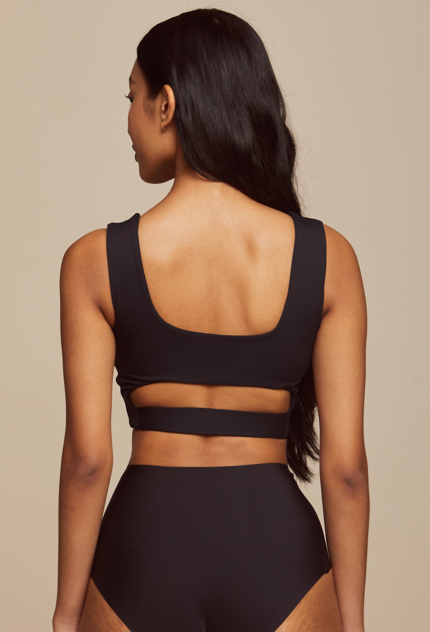 AIRY BACK LINE BRA TOP