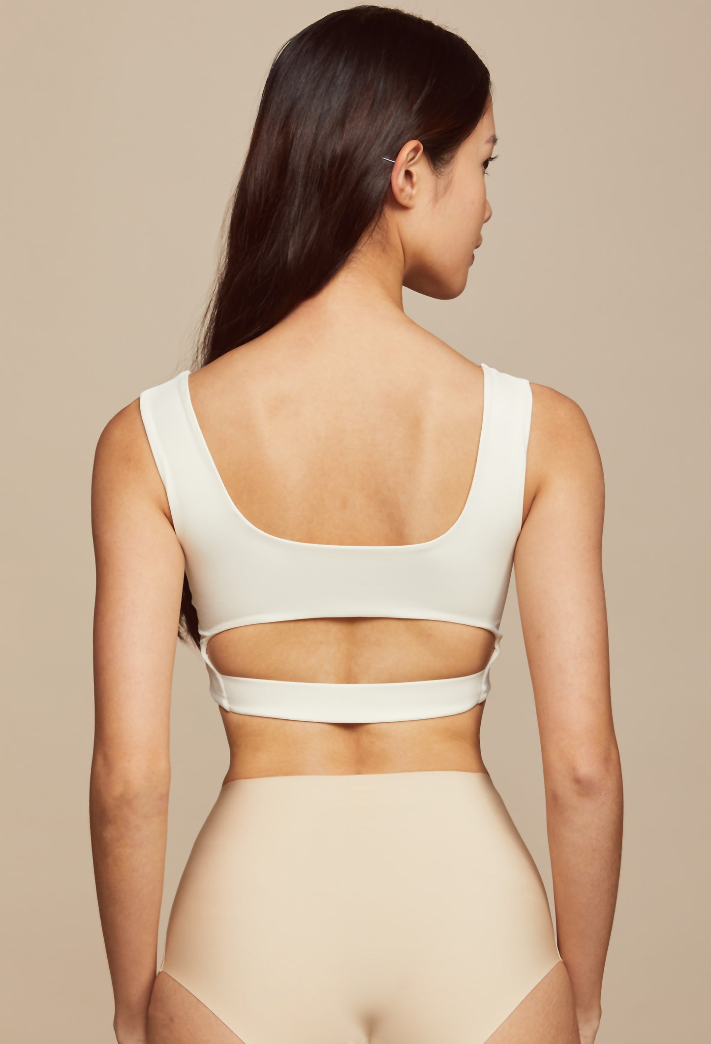 AIRY BACK LINE BRA TOP